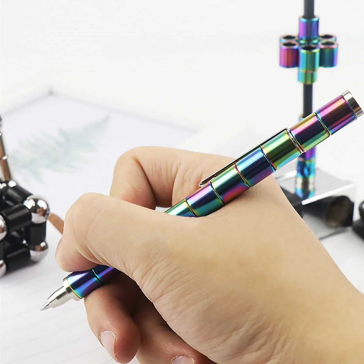 🧲✨ MagnaMorph™ Pen 🖊️💫
Click it. Shape it. Snap back to focus. - Image 5