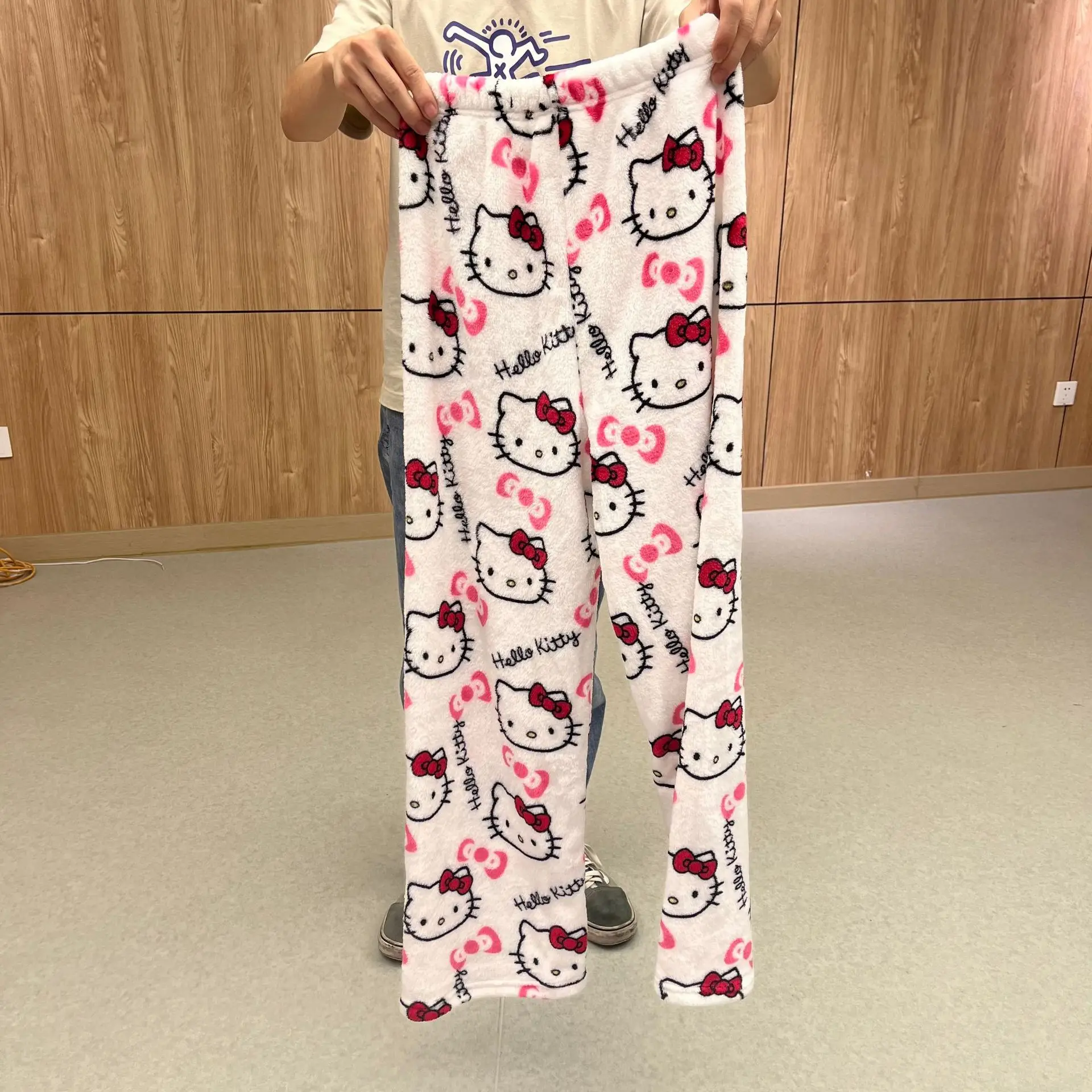 Kawaii Hello Kitty Pajama Pants: Cute & Cozy! - Image 13