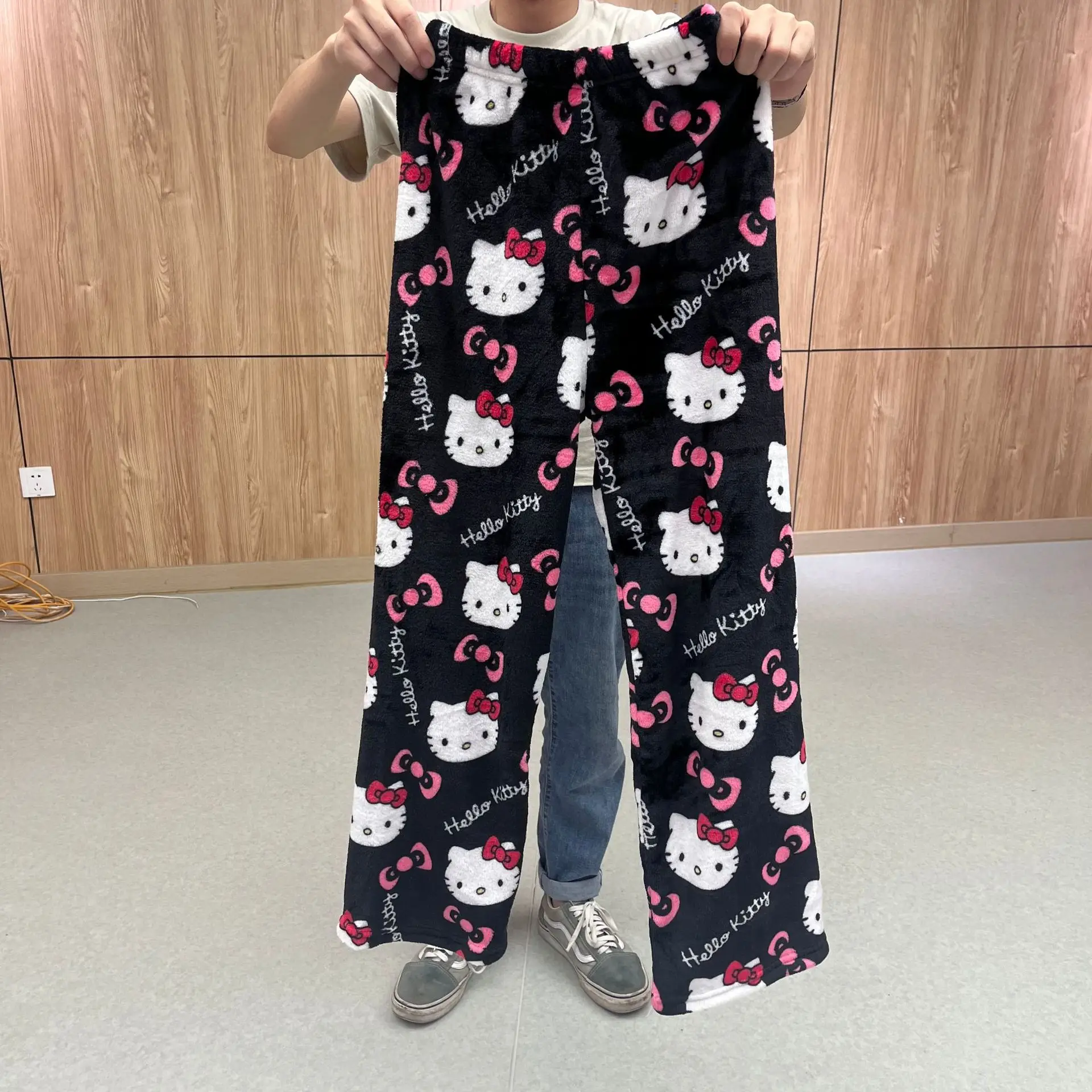 Kawaii Hello Kitty Pajama Pants: Cute & Cozy! - Image 14