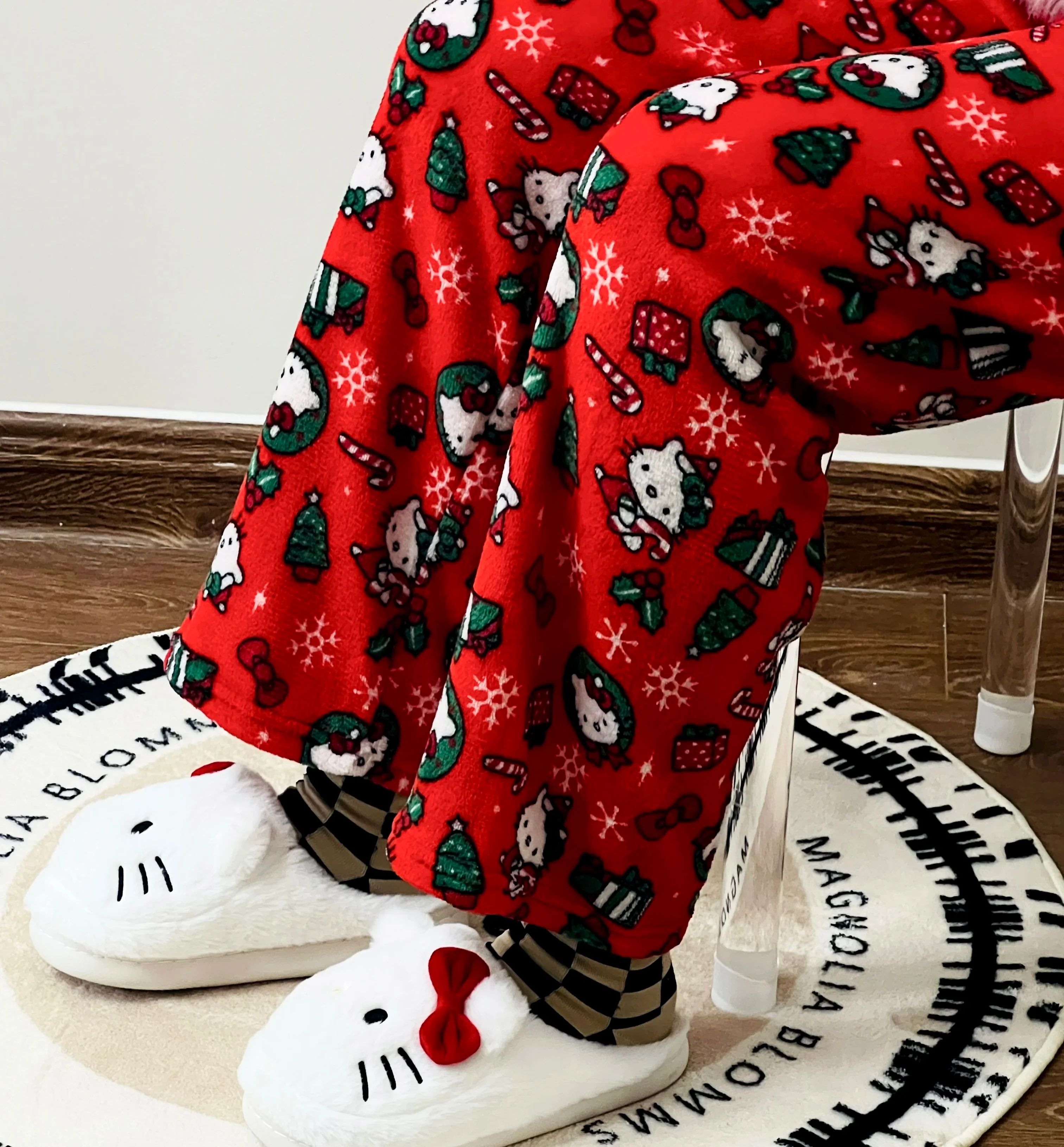 Kawaii Hello Kitty Pajama Pants: Cute & Cozy! - Image 6